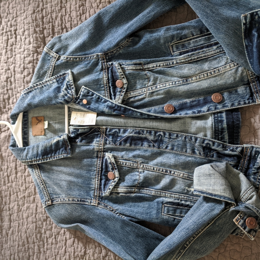 American Eagle Outfitters jean jacket